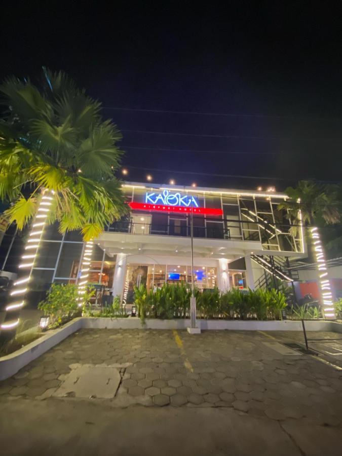 Kaloka Airport Hotel Sumbawa Besar Exteriör bild